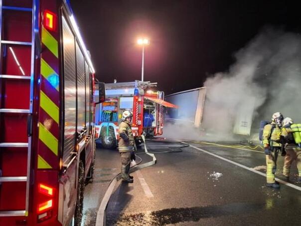 Vozaču iz BiH izgorjela prikolica kamiona u Austriji