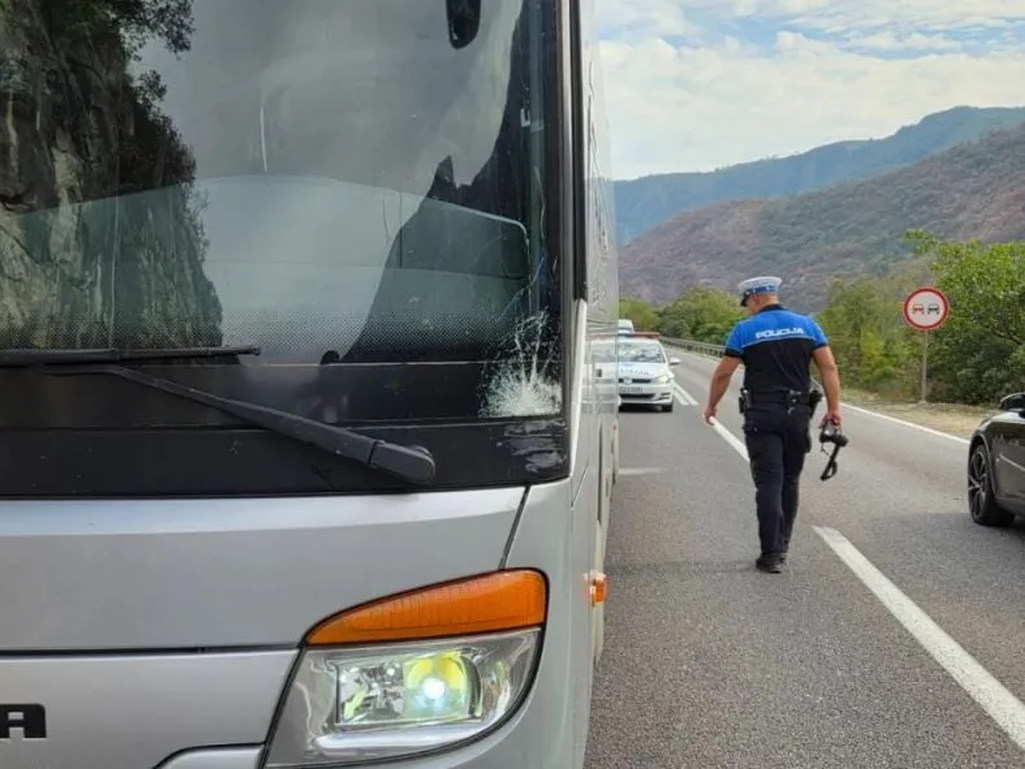 Vozilo EUFOR-a udarilo autobus kod Mostara