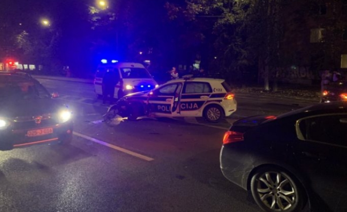 Vozilo MUP-a KS učestvovalo u nesreći na Grbavici: Jedna osoba povrijeđena