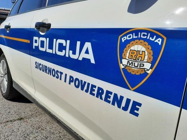 Vozio sa 3,67 promila alkohola u krvi, bez vozačke i registarskih tablica