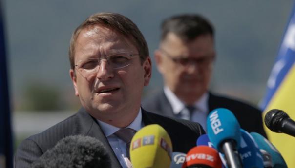 Várhelyi danas stiže u Bosnu i Hercegovinu