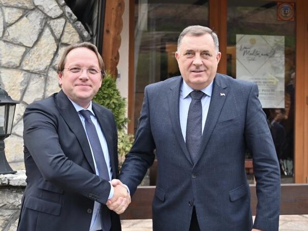 Várhelyi: Ne sviđa nam se retorika Dodika, ali učestvuje u reformama