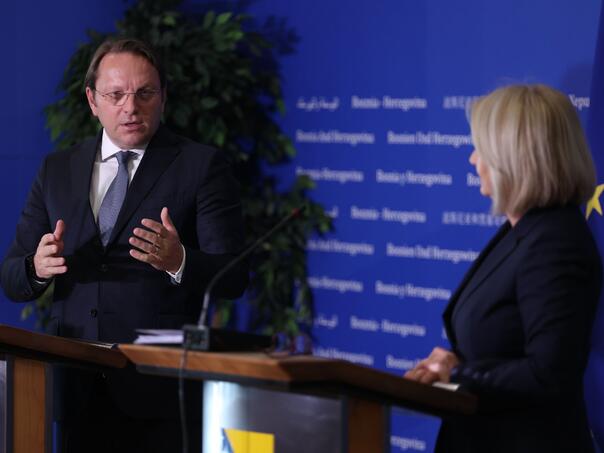 Várhelyi u Sarajevu, Čović najavio da stižu i stranački lideri