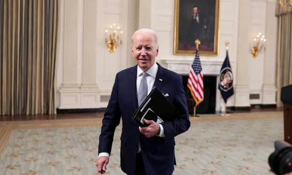 Vrhovni sud blokirao Bidenovu odluku o obaveznoj vakcinaciji za uposlenike