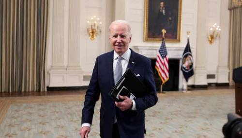 Vrhovni sud blokirao Bidenovu odluku o obaveznoj vakcinaciji za uposlenike
