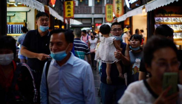 Vrhunac kineskog vala Covida trajat će dva do tri mjeseca