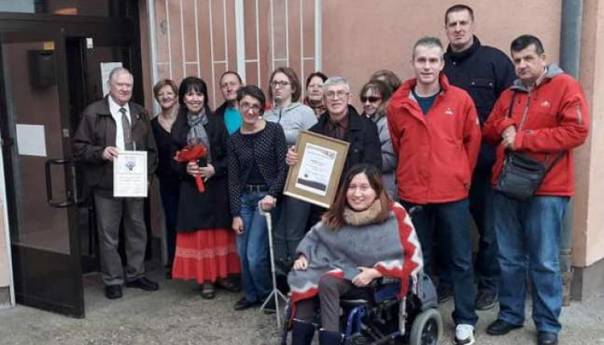 Vrijedna donacija za Udruženje oboljelih od cerebralne dječije paralize KS