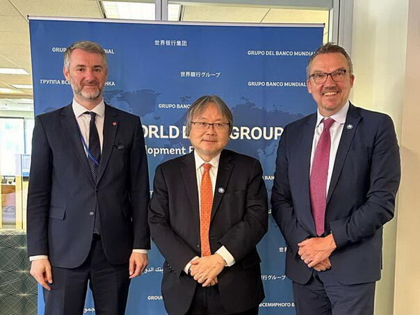 Vrijeme je da se umjesto donacija okrenemo fondovima koje koriste razvijene zemlje