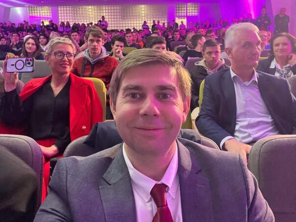 Vrijeme transformacija: Privatni biznis iz državnog odbora