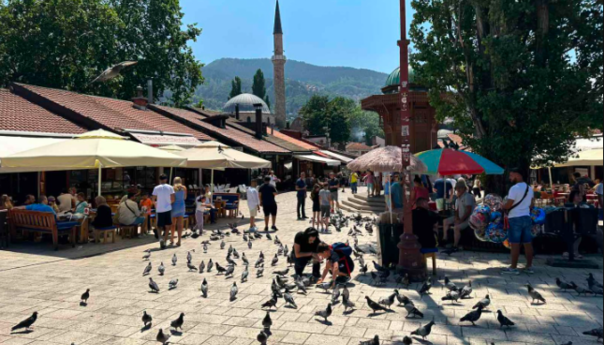 Vrijeme u BiH sunčano i vruće, poslijepodne mogući pljuskovi