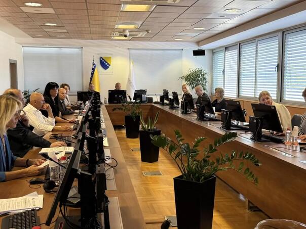 VSTV odgodio odluku o vanjskom praćenju rada Odjela