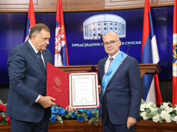 Vučević o oduzimanju Dodikovog mandata, sjetio se i Karadžića