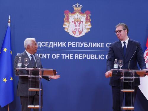 Vučić bi i Putinovu naklonost, i Srbiju u EU