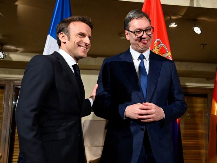 Vučić danas u Parizu sa Macronom: Rezolucija o Srebrenici, Kosovo...