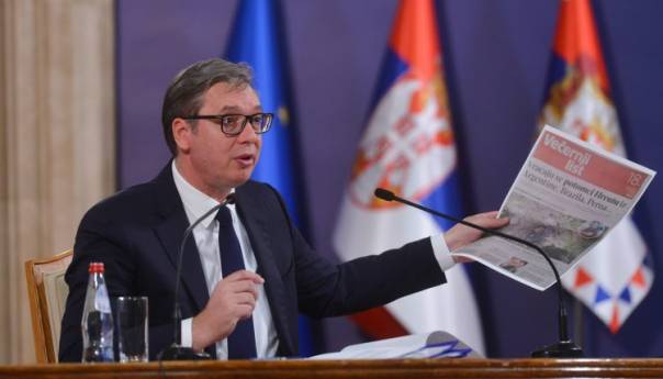 Vučić: Dok sam živ neću u Hrvatsku na more