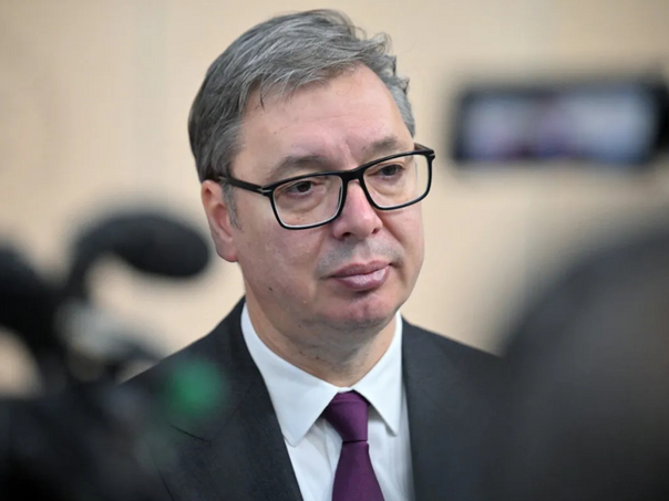 Vučič dok sprema sahranu zločincu: "Domaćin univerzalnih vrijednosti"