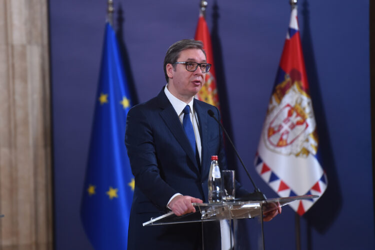 Vučić: Donesena odluka o vraćanju vojske i policije na Kosovo