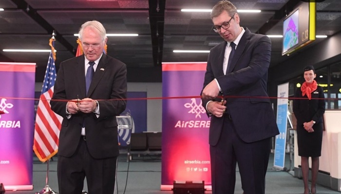Vučić i Hill otvorili prvi let 'Air Serbia' za Chicago