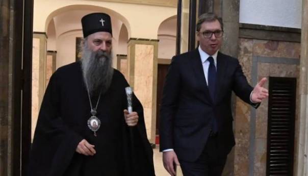Vučić i patrijarh Porfirije sastali se u ponoć