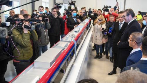 Vučić i Sijjarto pokrenuli izgradnju brze pruge do Mađarske