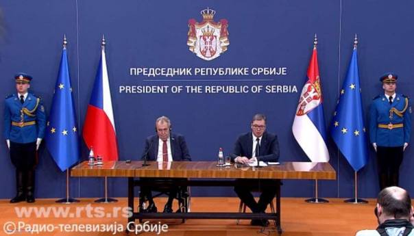 Vučić i Zeman potpisali deklaraciju o razvoju kulturne saradnje