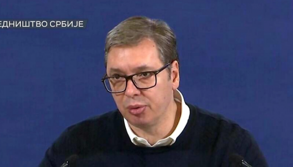 Vučić ide na granicu s Kosovom: Provest ću noć s vojskom