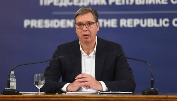 Vučić: Imat ćemo nove vakcine, vakcinišemo region