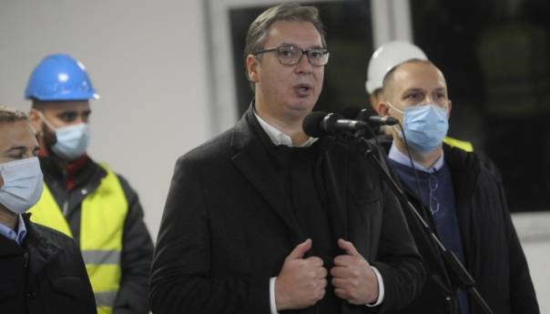 Vučić: Imat ćemo više od 3000 zaraženih, brojevi su užasni