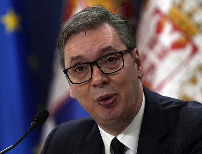 Vučić: Iznad Valjeva letio balon ili špijunski dron, sljedeći ćemo srušiti