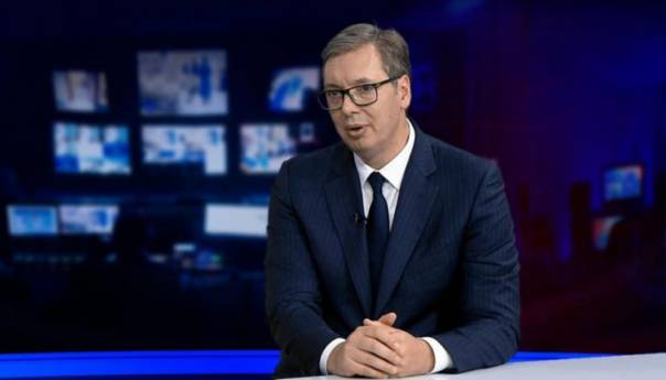 Vučić: Ljubomoran sam na predsjednika Azerbejdžana