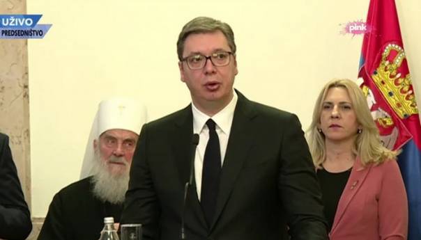 Vučić: Molba Dodiku, nepravedno je što se čini Srbima