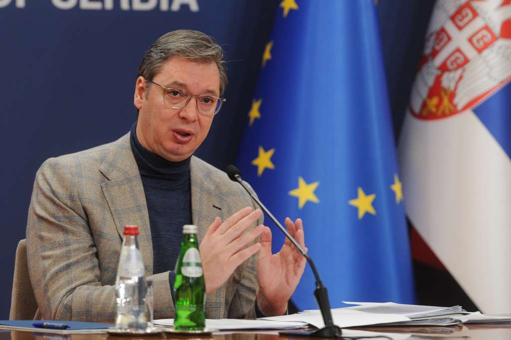 Vučić najavio izbore do kraja godine, "možda i do Vidovdana"