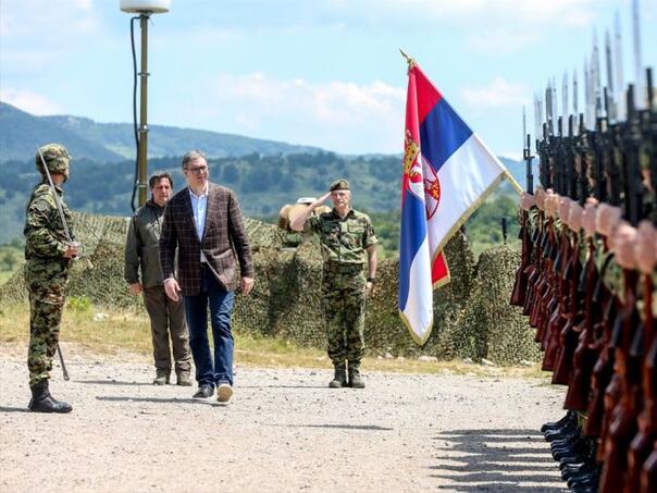 Vučić najavio još tri fabrike dronova: Srbija širi saradnju s Izraelom
