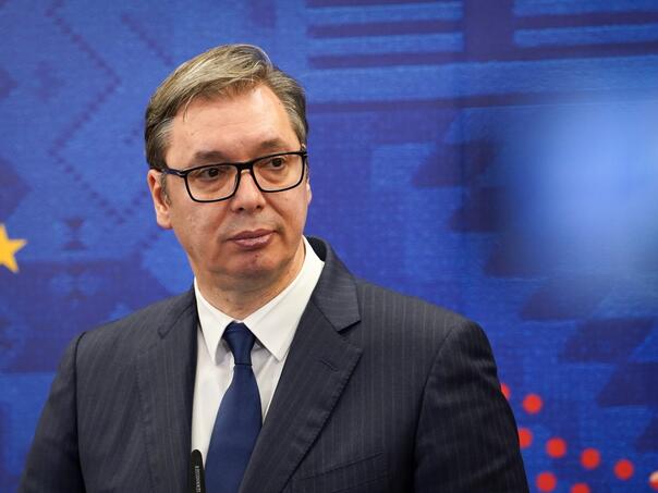 Vučić najavio obraćanje, tabloidi proglašenje ‘okupacije’ dijela Kosova
