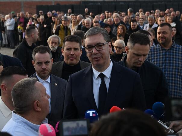 Vučić najavio sastanak s Trumpom kako bi riješio problem trgovinskih mjera