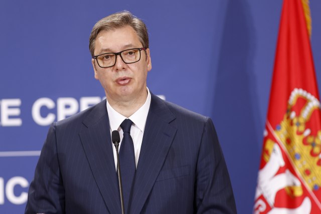 Vučić: Nastavnici će sada imati veća prava, djeca neće moći da se ponašaju bahato