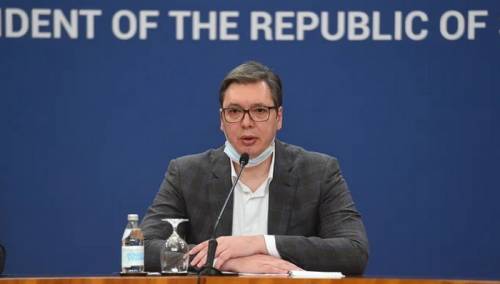 Vučić najavio policijski sat od petka do ponedjeljka