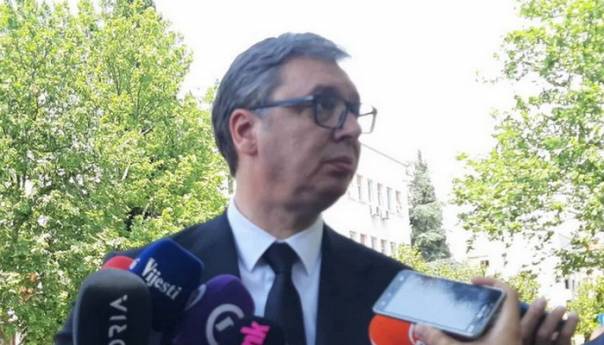 Vučić: Ne mogu da kažem da CG ne pokazuje poštovanje prema Srbiji