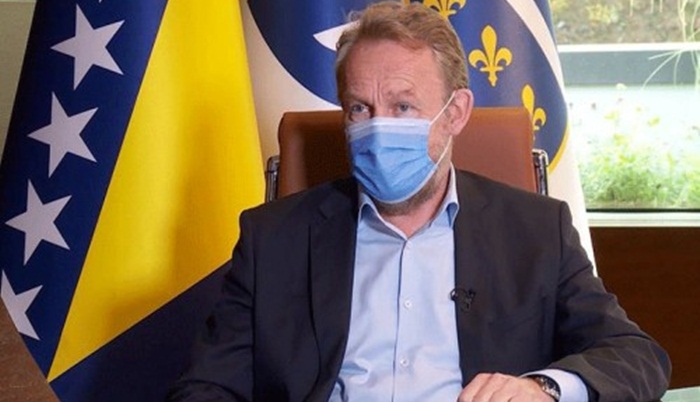 Vučić nema razloga da bude nervozan zbog namjenske industrije u BiH