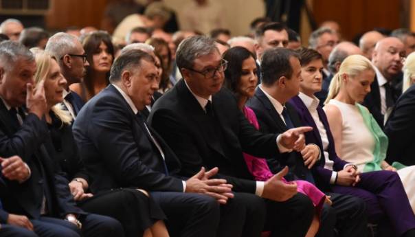 Vučić: Niko ne može da sruši srpsko narodno jedinstvo