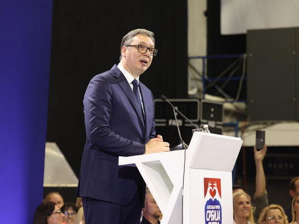 Vučić: Nikome nećemo dozvoliti da razbija jedinstvo srpskog naroda