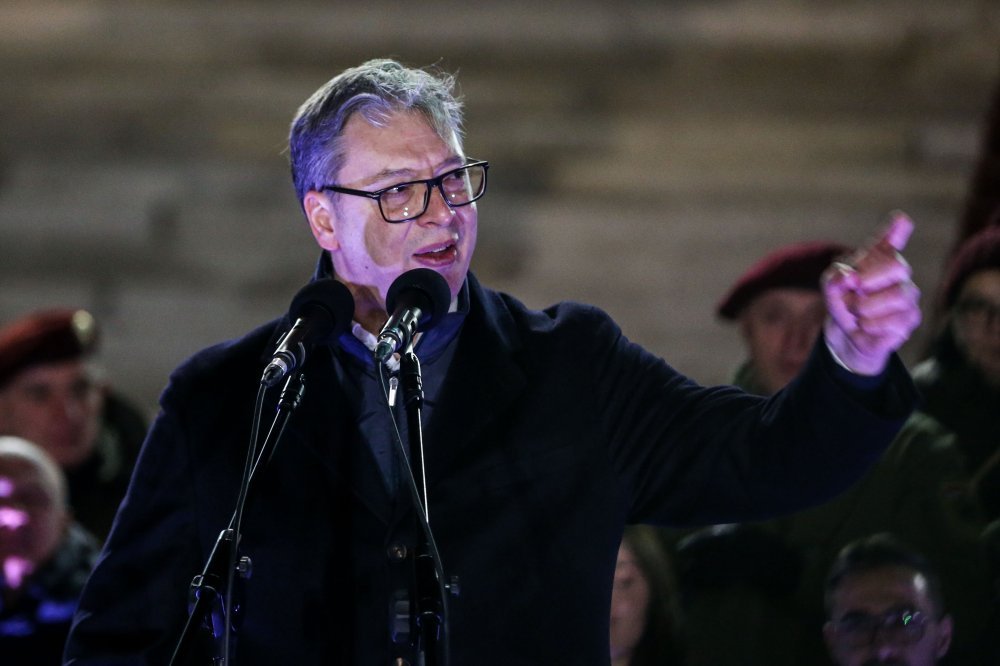 Vučić: NIS bi mogao dobiti novog vlasnika