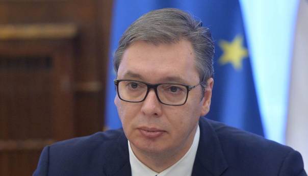 Vučić o kosovskom pitanju: Ne idemo u Bijelu kuću s bijelom zastavom