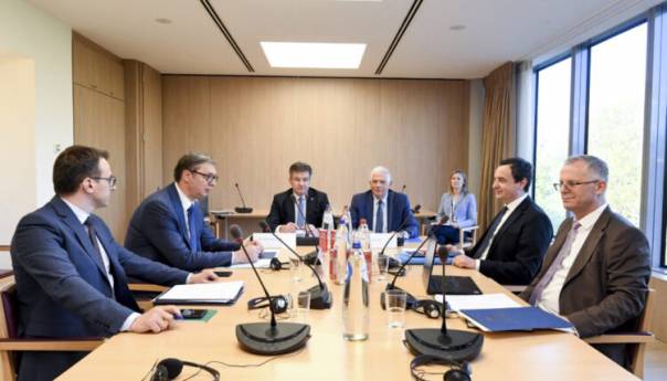 Vučić o Kosovu: Zabrinut sam, došli smo do zida