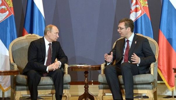 Vučić obavijestio Putina o događajima u regionu