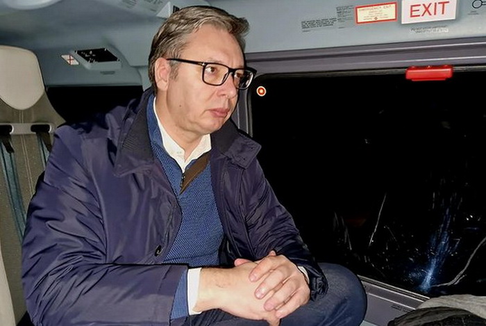 Vučić obišao jedinice Vojske Srbije između Kraljeva i Raške