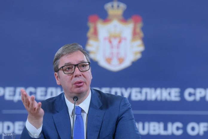 Vučić odgovorio Bećiroviću nakon pitanja da li može genocid da se ponovi