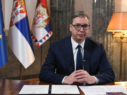 Vučić: Opozicija besmislicama priprema alibi za izborni neuspjeh