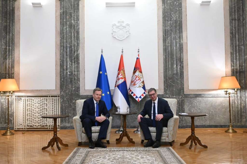 Vučić optužio Prištinu da opstruiše proces dijaloga