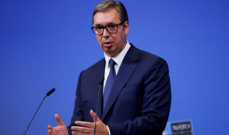 Vučić otkazao posjete inostranstvu zbog situacije na Kosovu